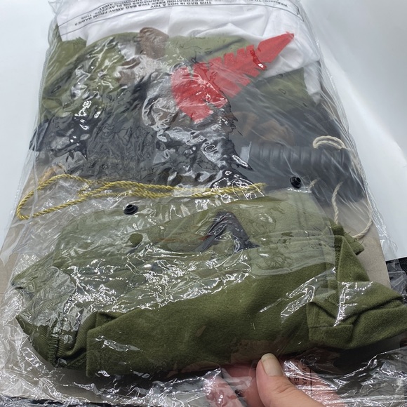 NWT Women’s Medium Archer Renaissance Halloween Costume - Picture 7 of 7